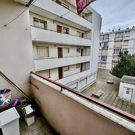 Tres Jolie Equipe & Wifi Apartament